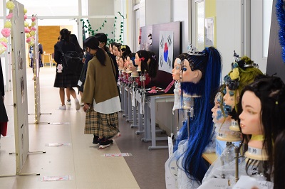 美容　高校　大阪　ファッション