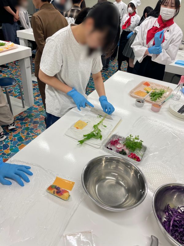 香ヶ丘リベルテ高等学校　オープンキャンパス　クッキング体験　クッキングエキスパートコース
