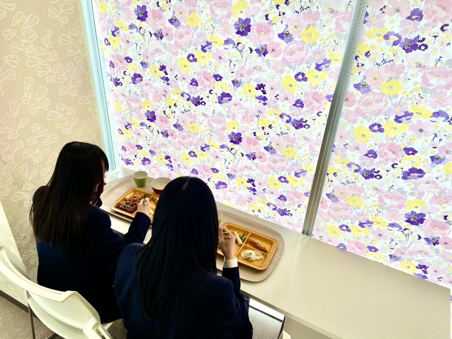 香ヶ丘リベルテ高等学校　スクールランチ