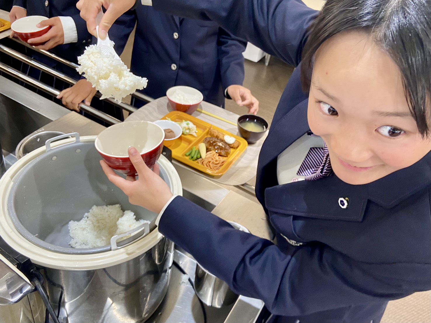 香ヶ丘リベルテ高等学校　スクールランチ